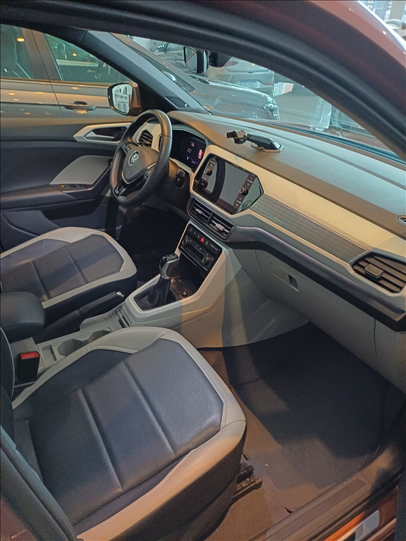 T-CROSS 1.4 250 TSI TOTAL FLEX HIGHLINE AUTOMÁTICO