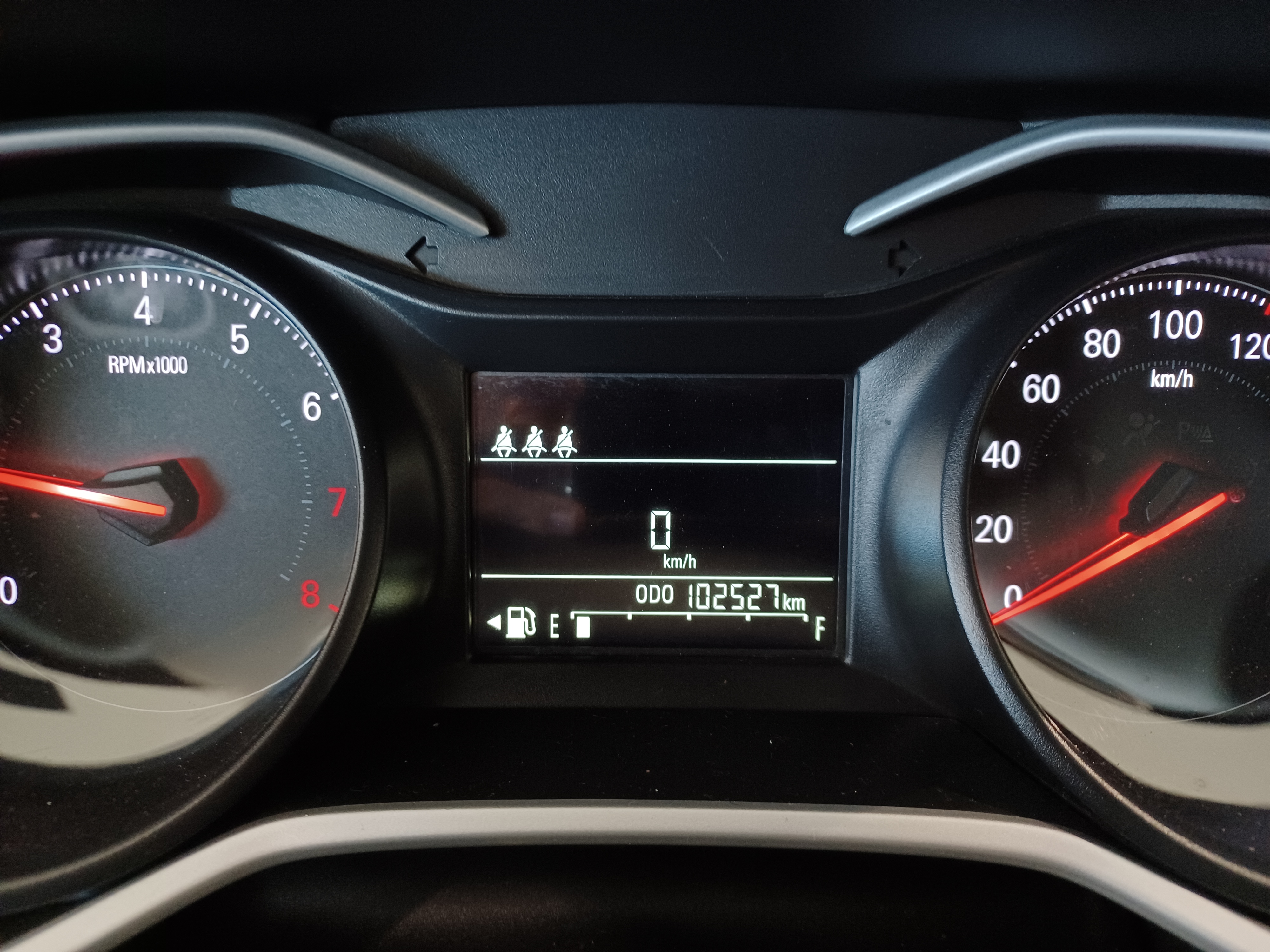 GM - Chevrolet-ONIX-1.0 FLEX LT MANUAL