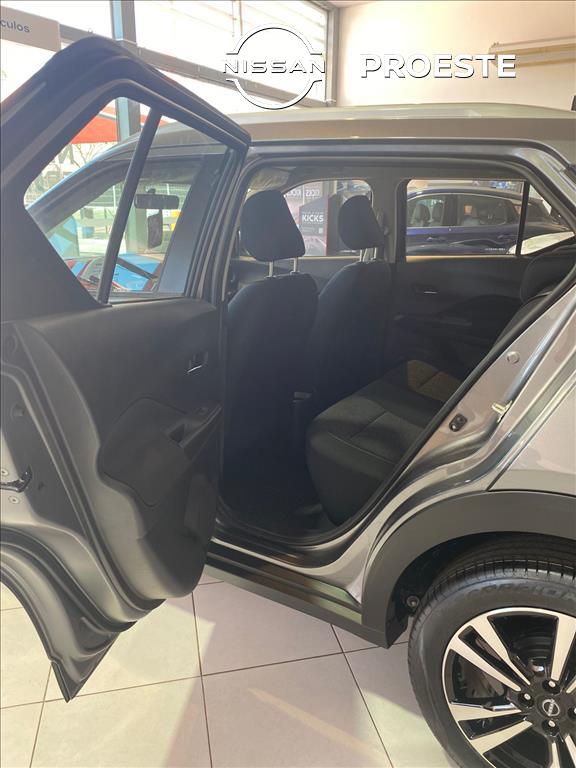 KICKS PLAY 1.6 16V FLEXSTART SENSE XTRONIC