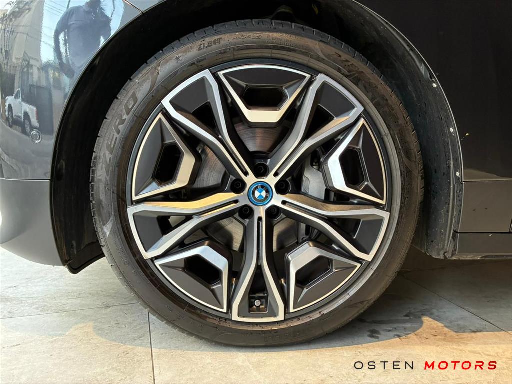 BMW-iX-ELÉTRICO XDRIVE40