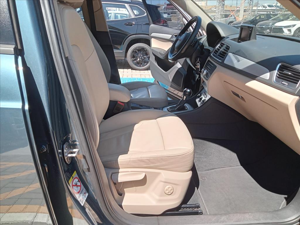 Q3 1.4 TFSI AMBIENTE GASOLINA 4P S TRONIC