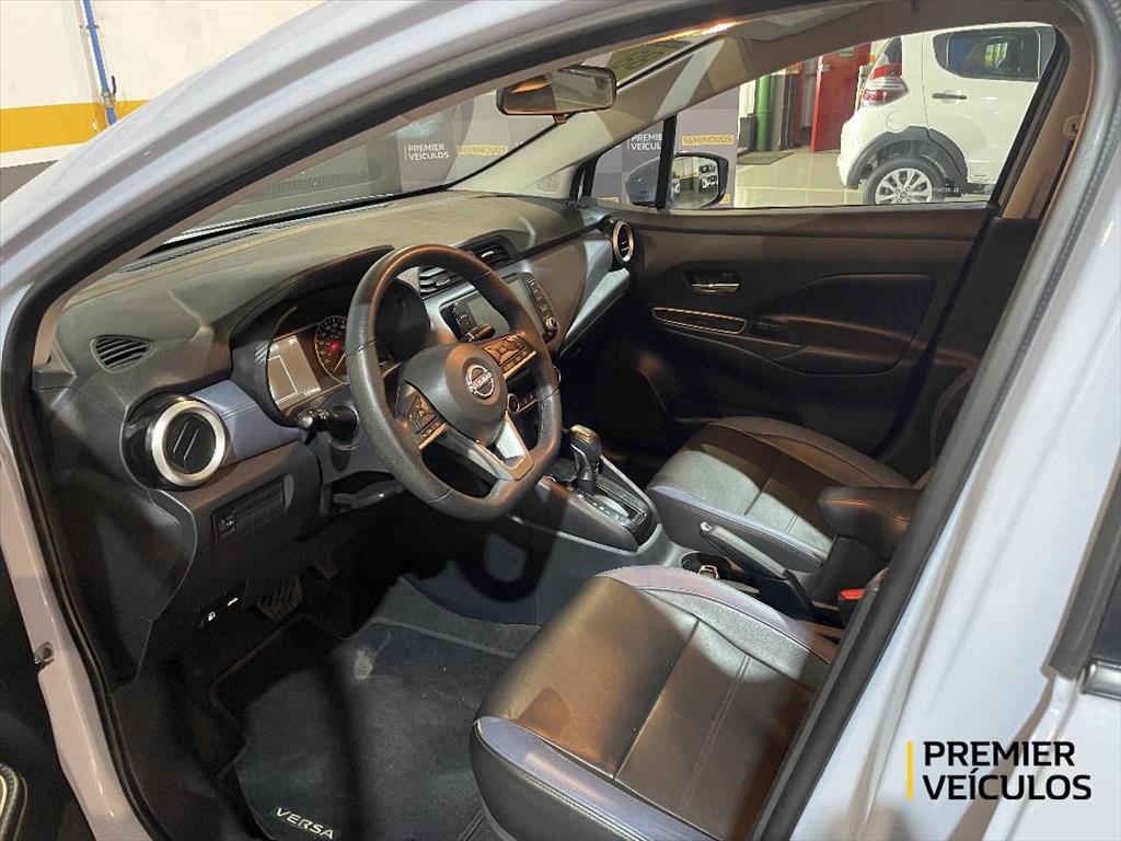 VERSA 1.6 16V FLEX EXCLUSIVE XTRONIC
