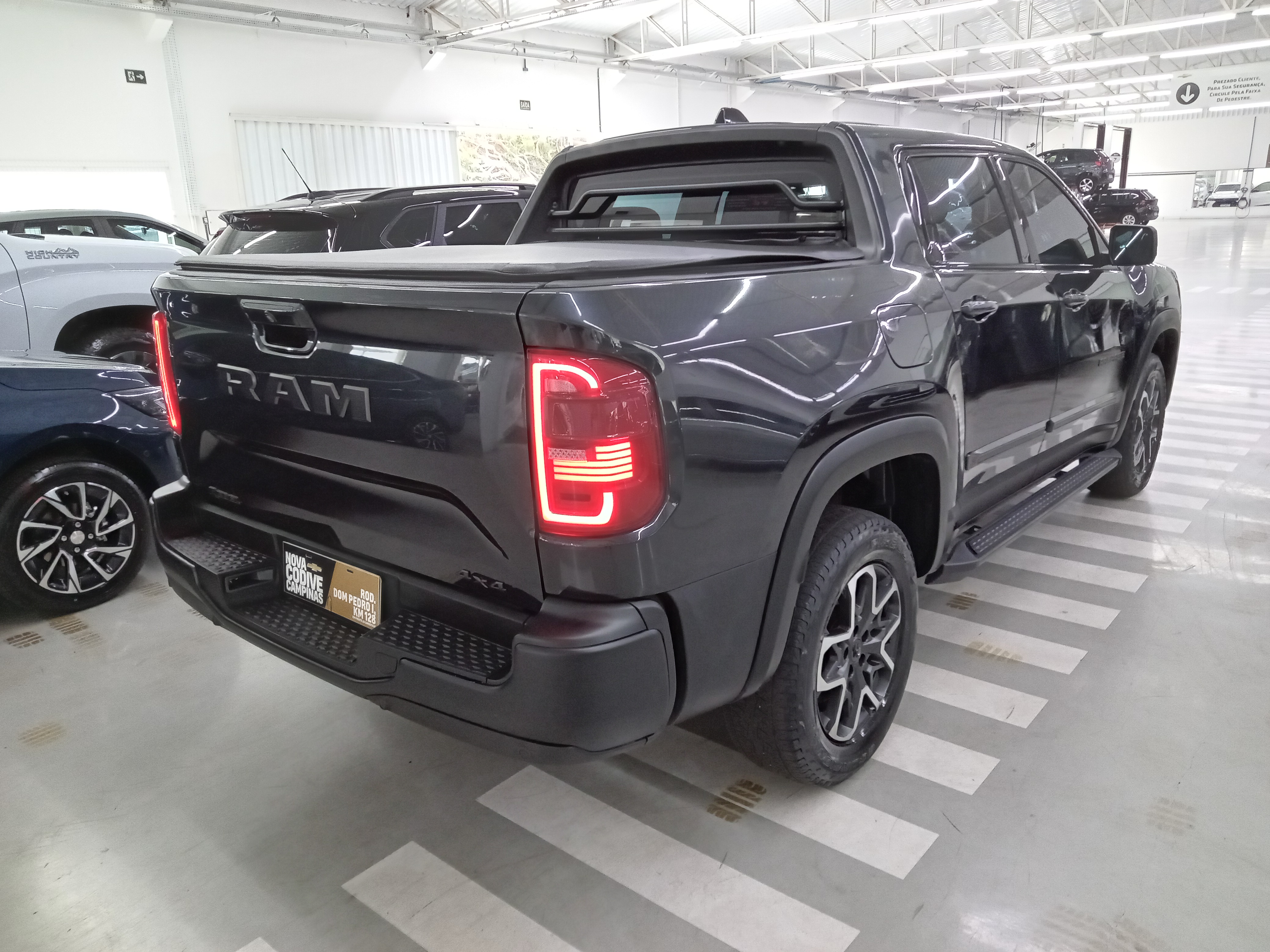 RAMPAGE 2.0 TURBO DIESEL REBEL 4X4 AUTOMÁTICO3