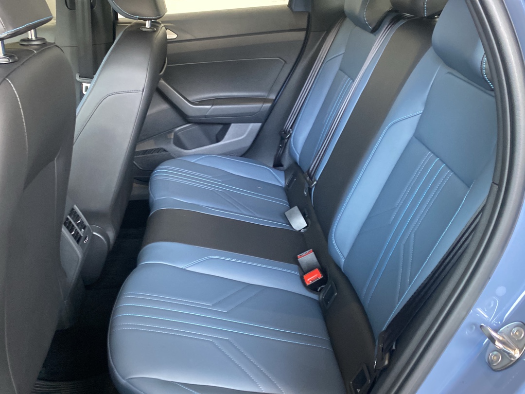 NIVUS 1.0 200 TSI TOTAL FLEX HIGHLINE AUTOMÁTICO8