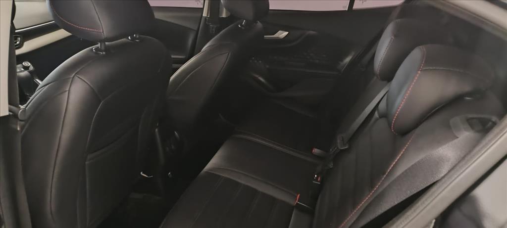 FASTBACK 1.0 TURBO 200 FLEX AUDACE CVT FASTBACK 1.0 TURBO 200 FLEX AUDACE CVT