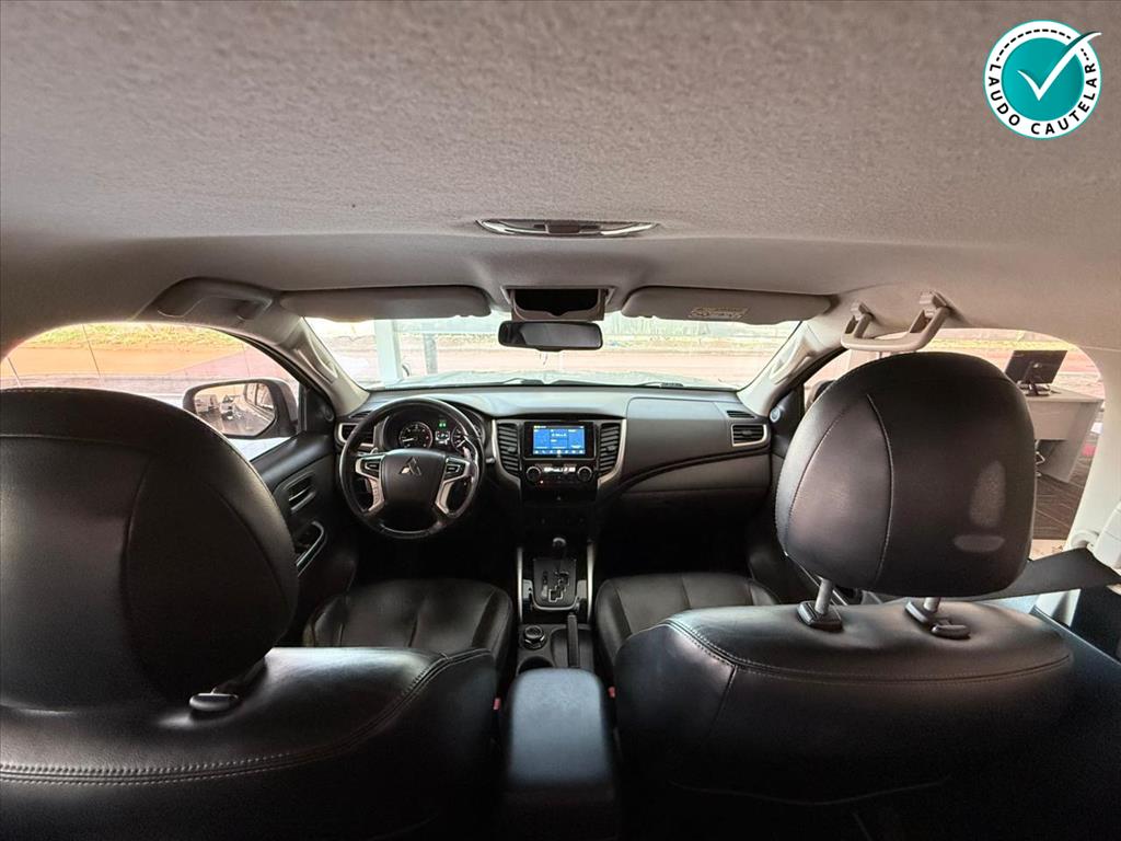 L200 TRITON 2.4 16V TURBO DIESEL OUTDOOR HPE-S CD 4X4 AUTOMÁTICO10