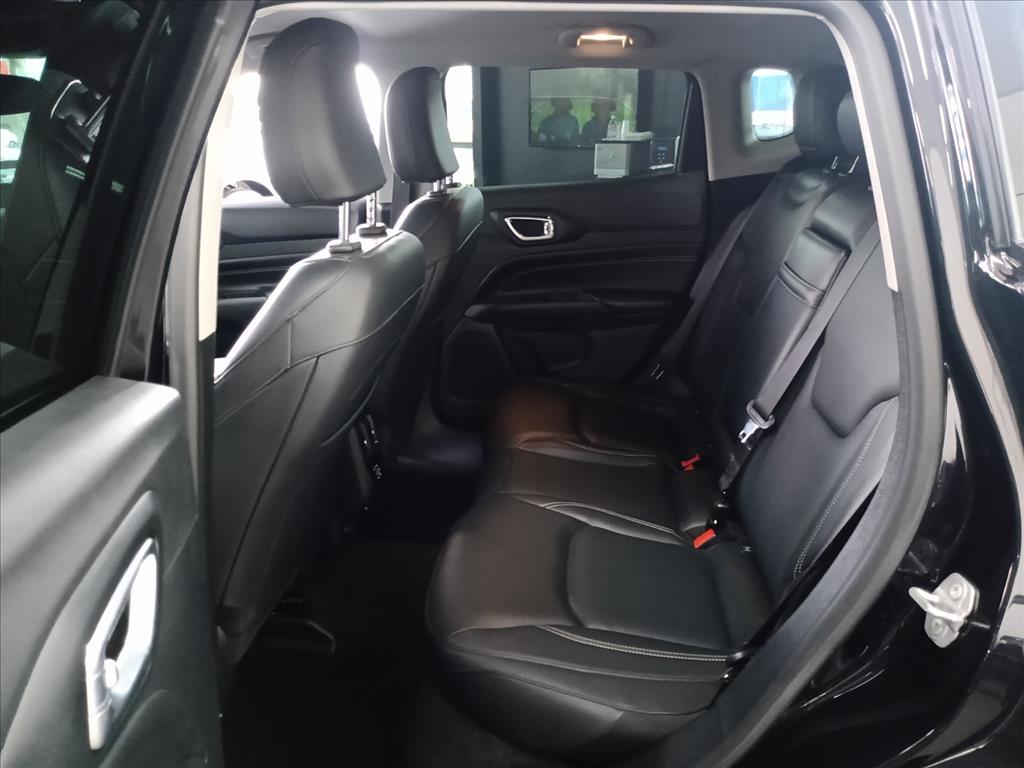 Jeep-COMPASS-1.3 T270 TURBO FLEX LONGITUDE AT6