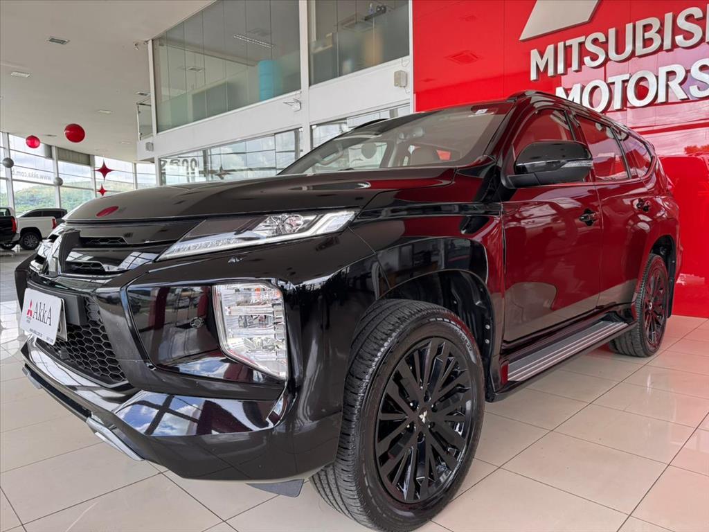 Mitsubishi-PAJERO SPORT-2.4 16V MIVEC TURBO DIESEL LEGEND BLACK AWD AUTOMÁTICO