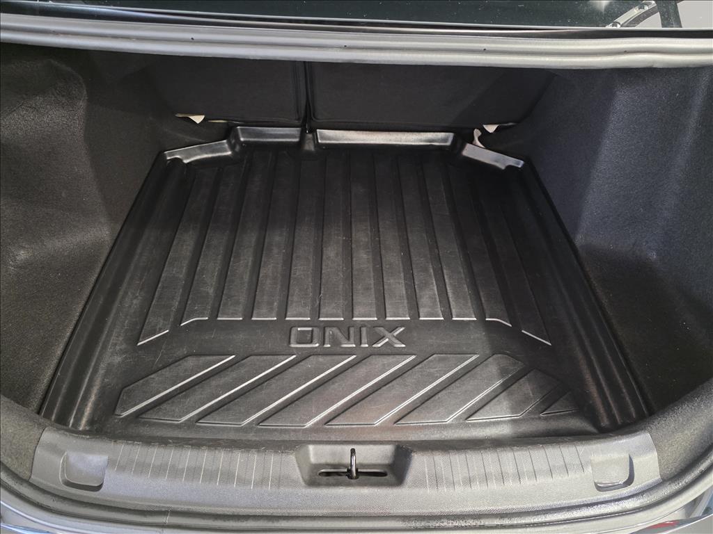 ONIX PLUS 1.0 TURBO FLEX LTZ AUTOMÁTICO12