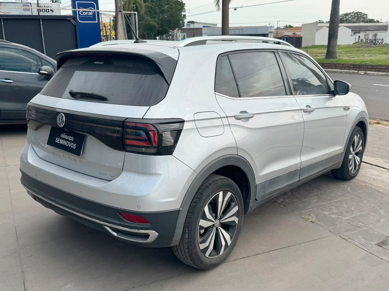 T-CROSS 1.4 250 TSI TOTAL FLEX HIGHLINE AUTOMÁTICO3