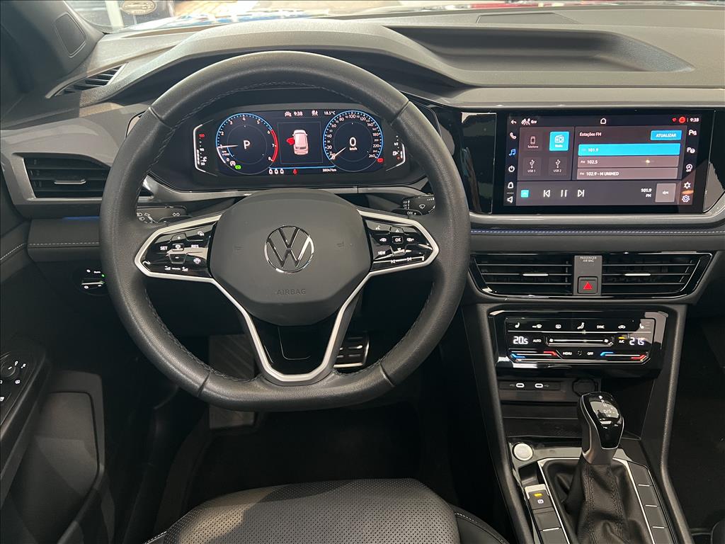 TAOS 1.4 250 TSI TOTAL FLEX HIGHLINE AUTOMÁTICO10
