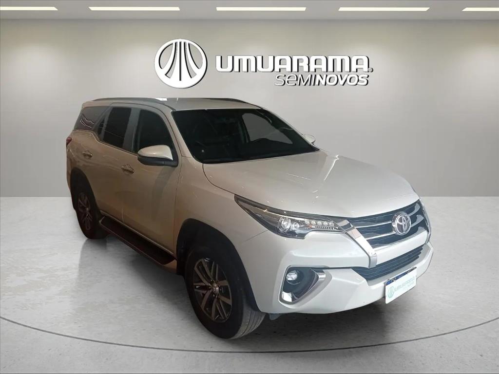 HILUX SW4 2.8 D-4D TURBO DIESEL SRX PLATINUM 7L 4X4 AUTOMÁTICO1