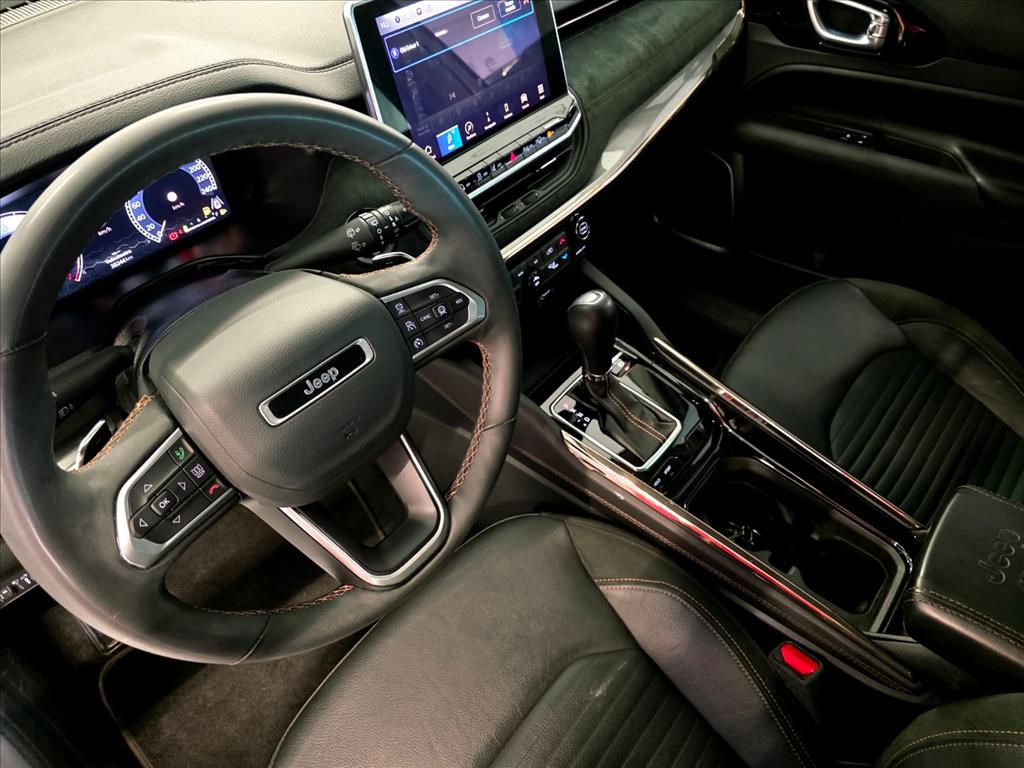 COMMANDER 1.3 T270 TURBO FLEX LIMITED AT68