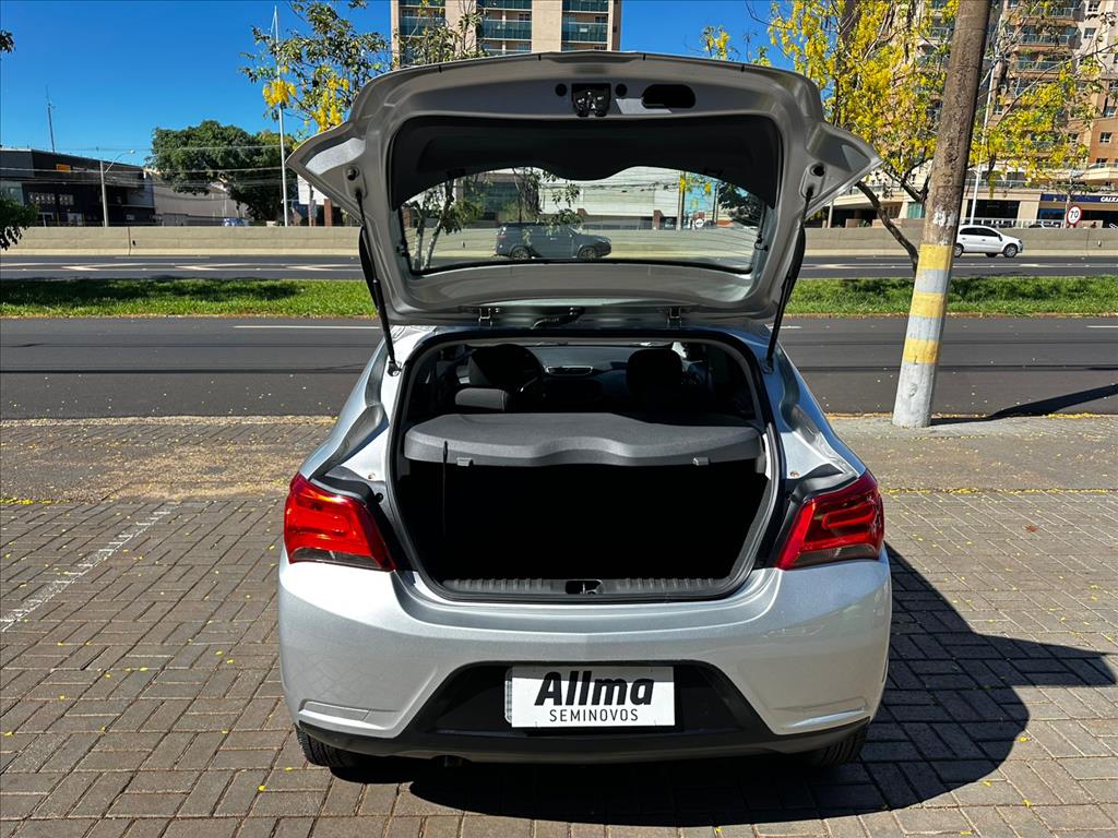 ONIX 1.0 MPFI LT 8V FLEX 4P MANUAL5