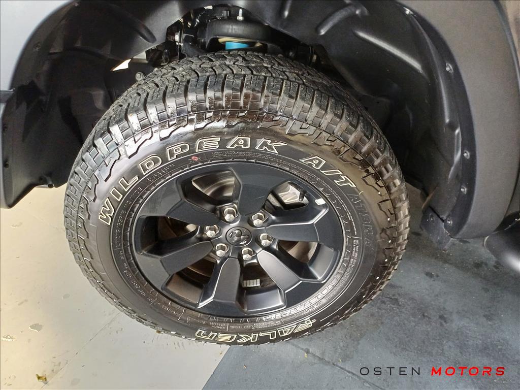 RAM-1500-5.7 V8 GASOLINA REBEL CD 4X4 AUTOMÁTICO