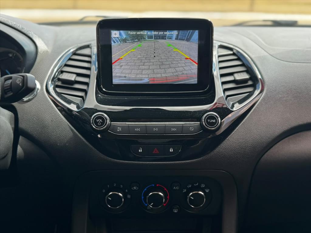 Ford-KA-1.5 TI-VCT FLEX TITANIUM AUTOMÁTICO