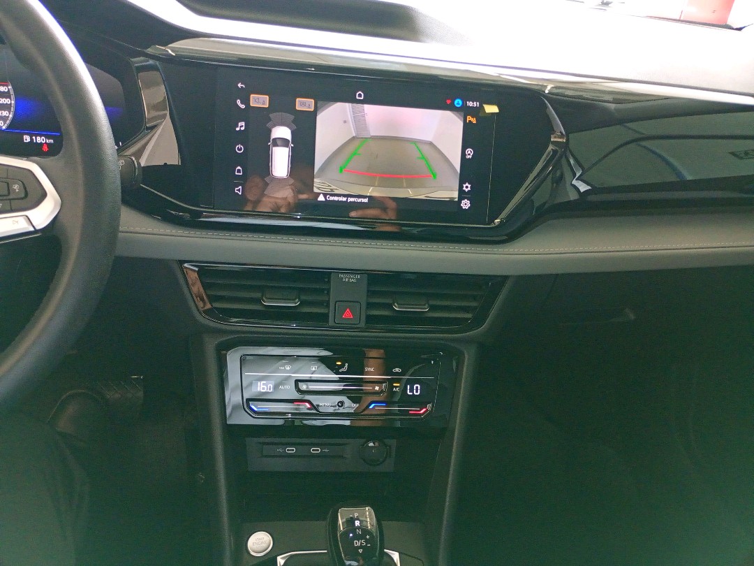 TAOS 1.4 250 TSI TOTAL FLEX COMFORTLINE AUTOMÁTICO2