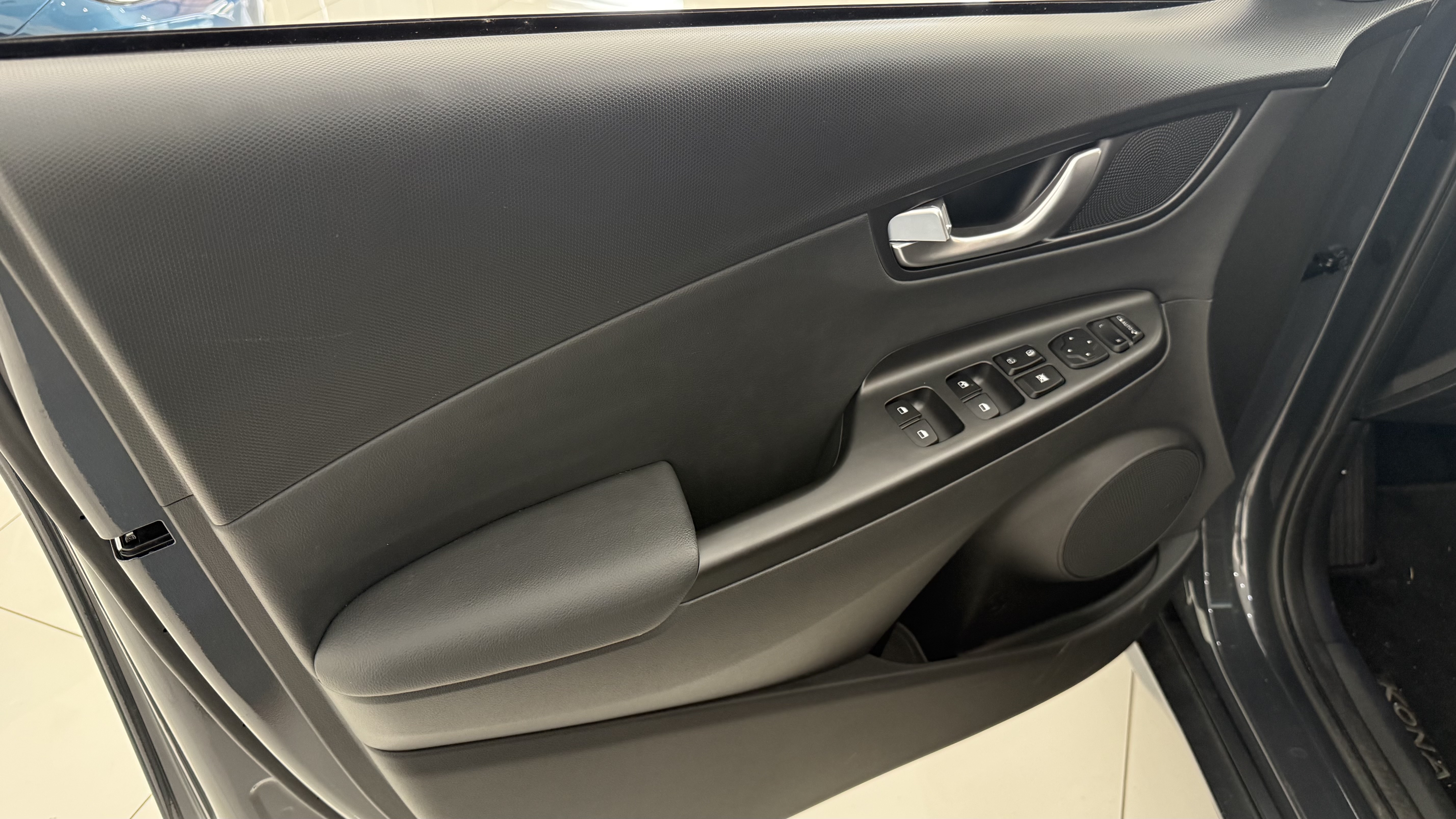 KONA 1.6 GDI HEV DCT8