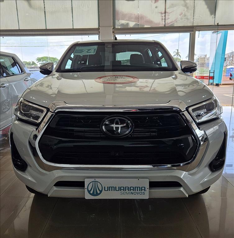 HILUX 2.8 D-4D TURBO DIESEL CD SRX 4X4 AUTOMÁTICO1