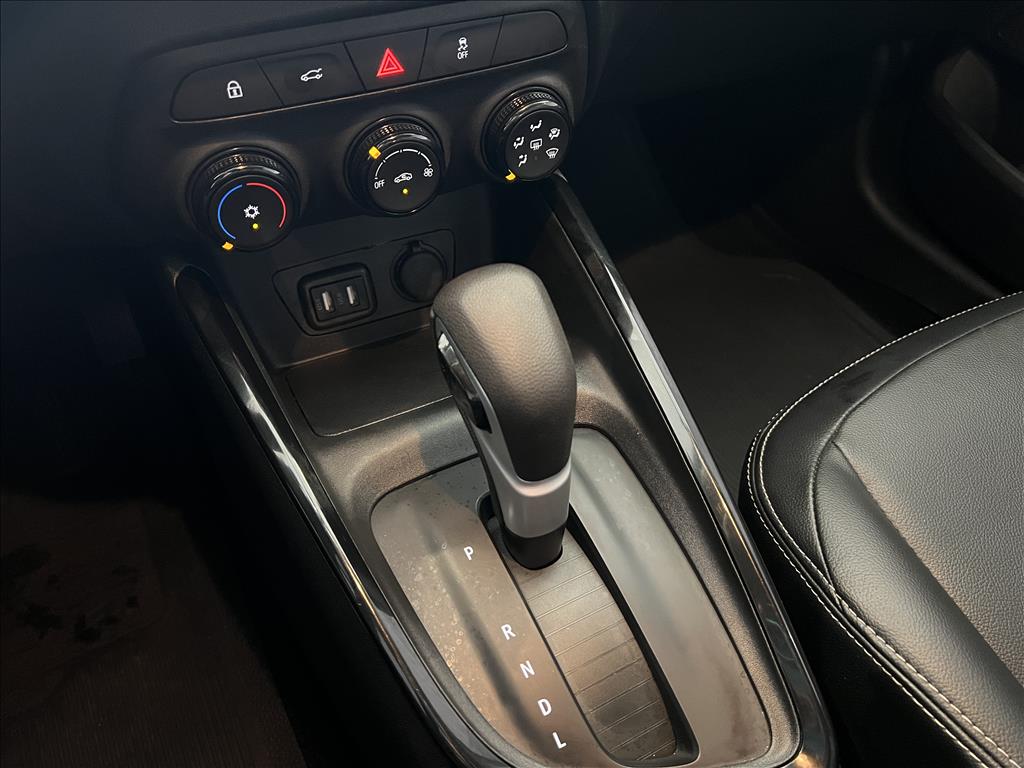 ONIX PLUS 1.0 TURBO FLEX AUTOMÁTICO13