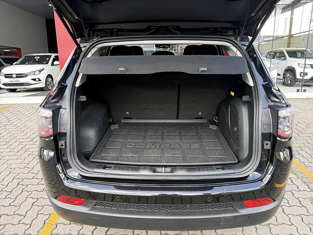 Jeep Compass - 2.0 16V DIESEL LONGITUDE 4X4 AUTOMÁTICO