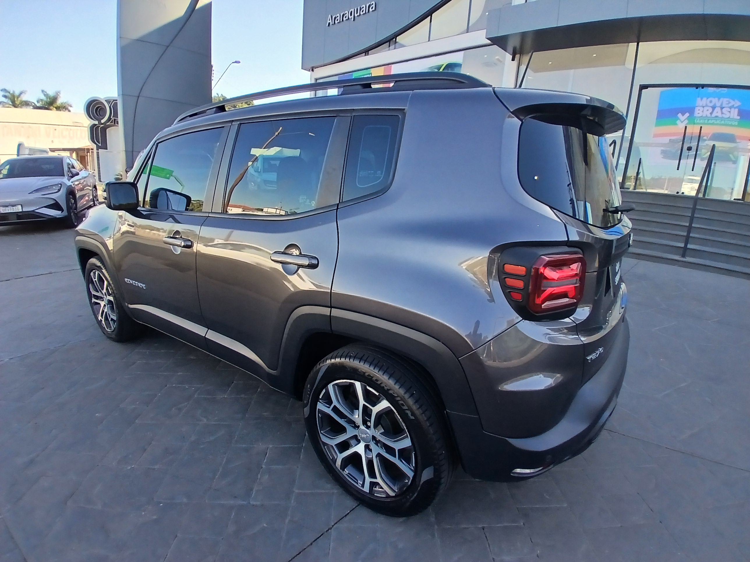 RENEGADE 1.3 T270 TURBO FLEX LONGITUDE AT64