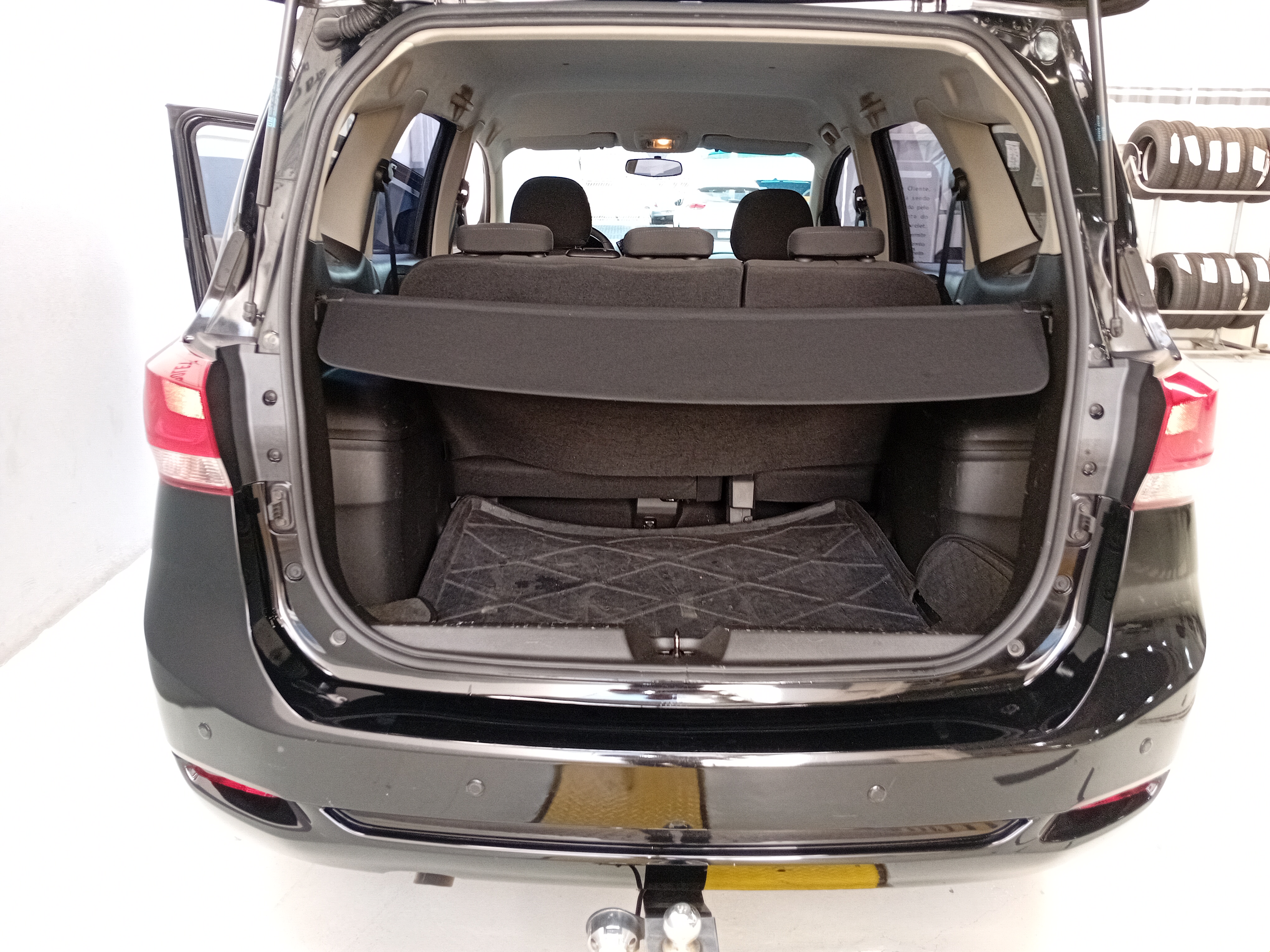 SPIN 1.8 LT 8V FLEX 4P AUTOMÁTICO16