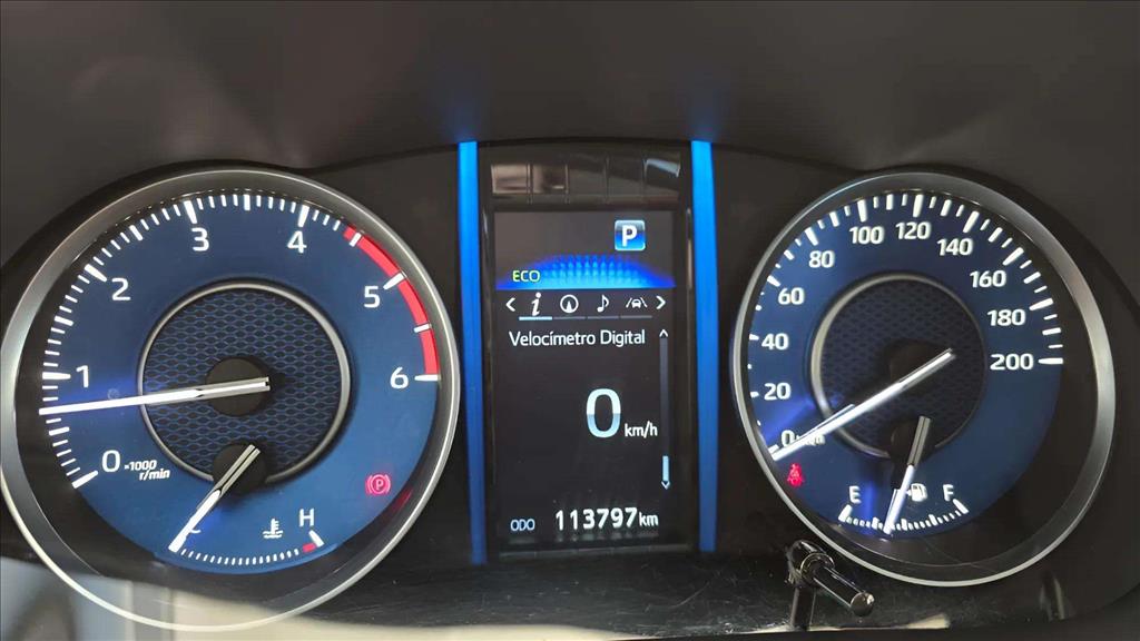 HILUX SW4 2.8 D-4D TURBO DIESEL SRX 7L 4X4 AUTOMÁTICO8