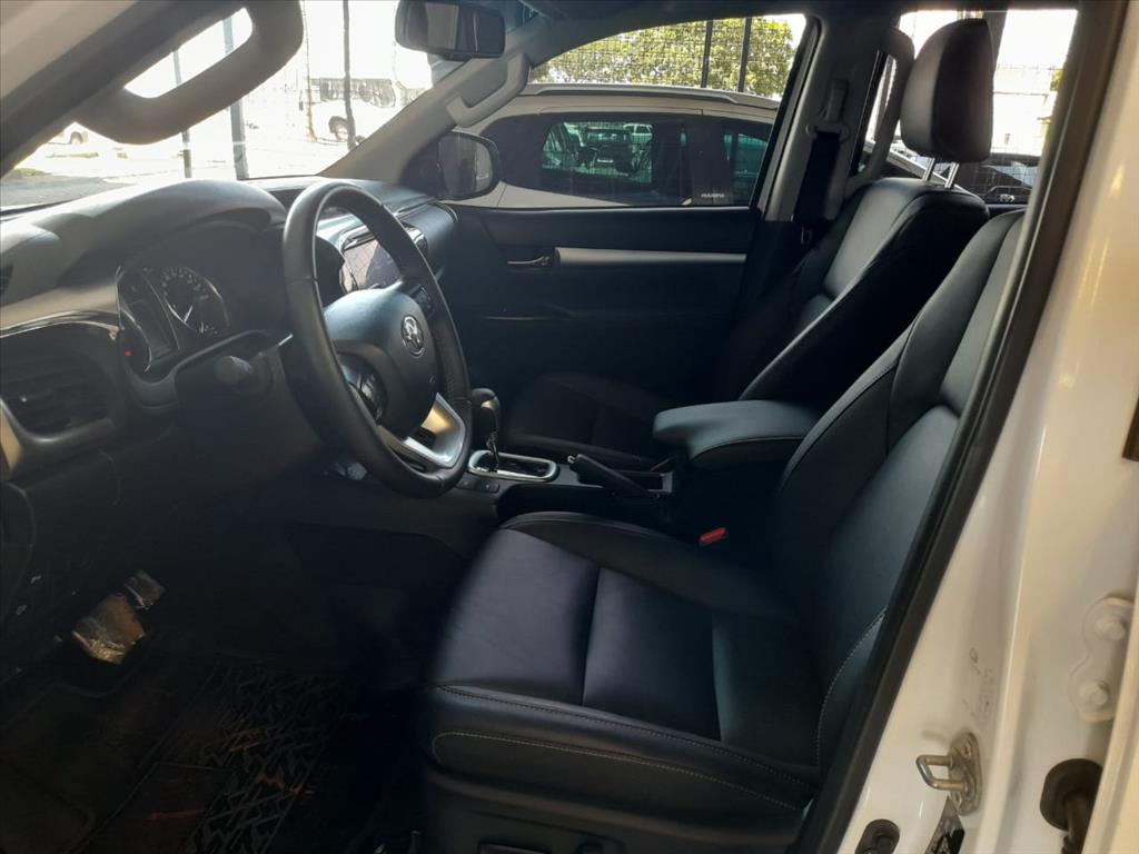 HILUX 2.8 D-4D TURBO DIESEL CD SRV 4X4 AUTOMÁTICO10