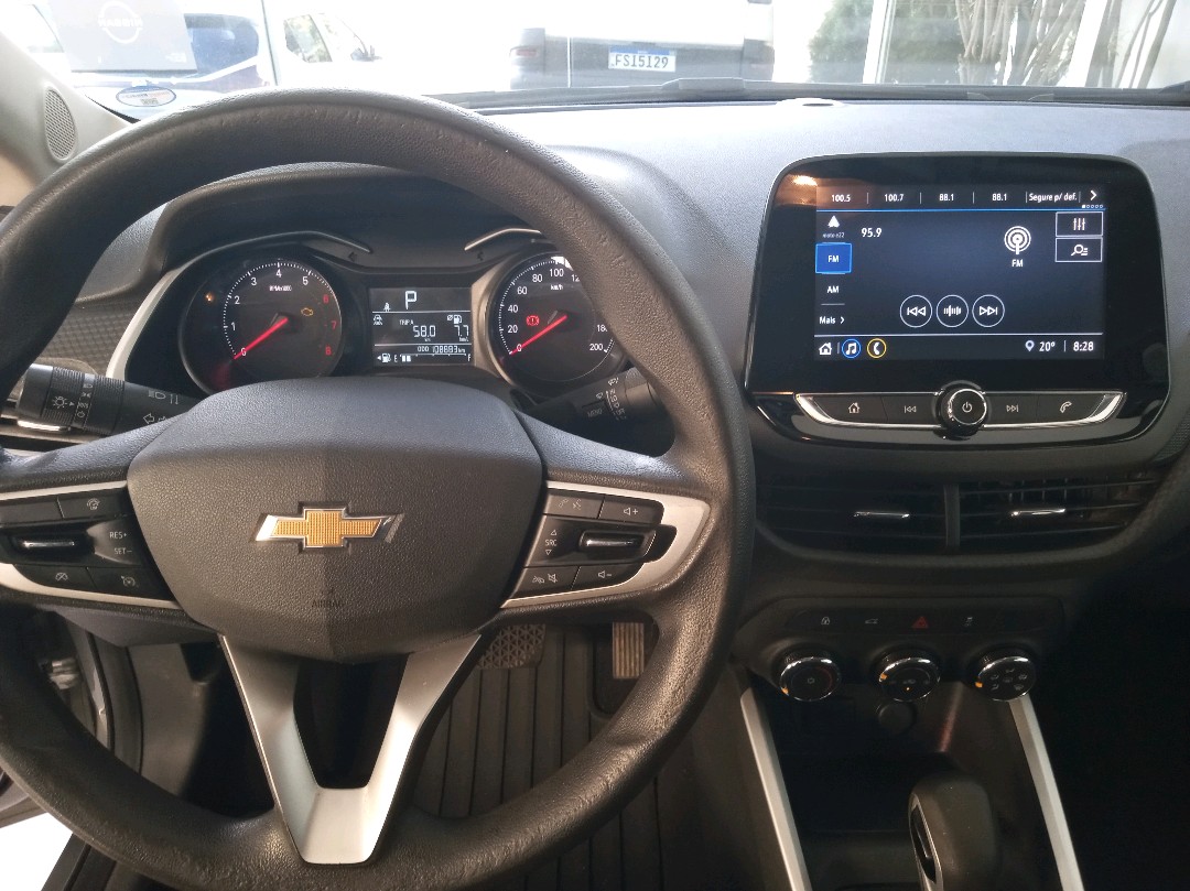 ONIX PLUS 1.0 TURBO FLEX LT AUTOMÁTICO9