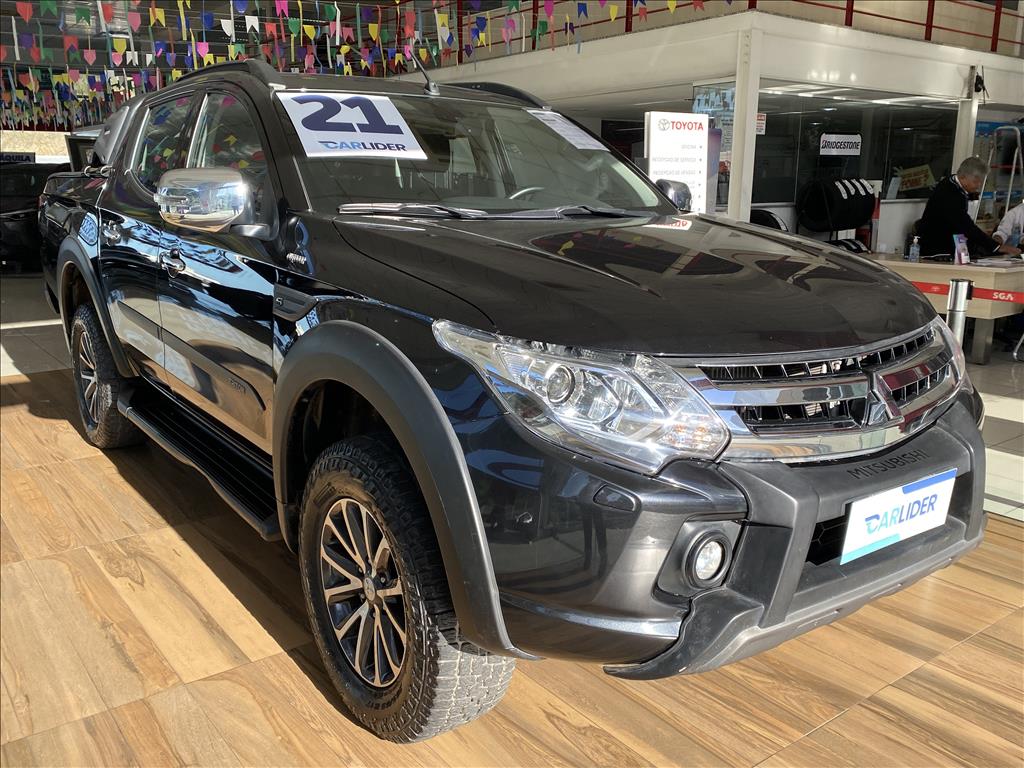 L200 TRITON 2.4 16V TURBO DIESEL SPORT HPE-S CD 4P 4X4 AUTOMÁTICO L200 TRITON 2.4 16V TURBO DIESEL SPORT HPE-S CD 4P 4X4 AUTOMÁTICO