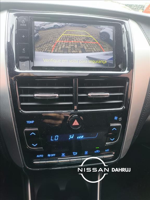 YARIS 1.5 16V FLEX SEDAN XLS CONNECT MULTIDRIVE6