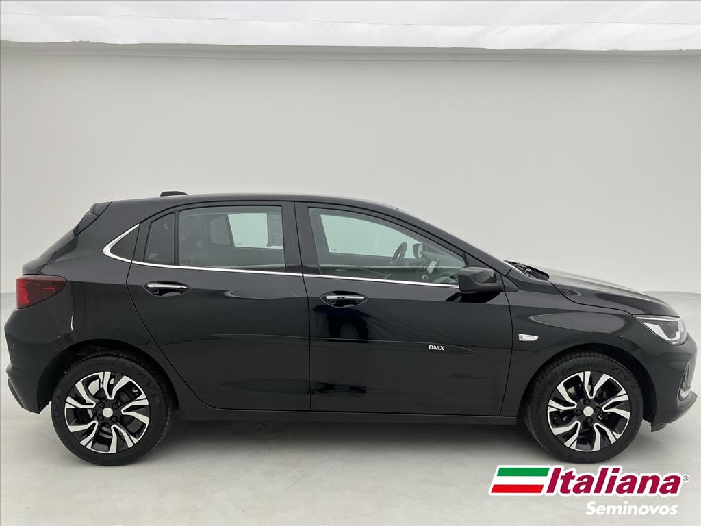 ONIX 1.0 TURBO FLEX PREMIER AUTOMÁTICO5