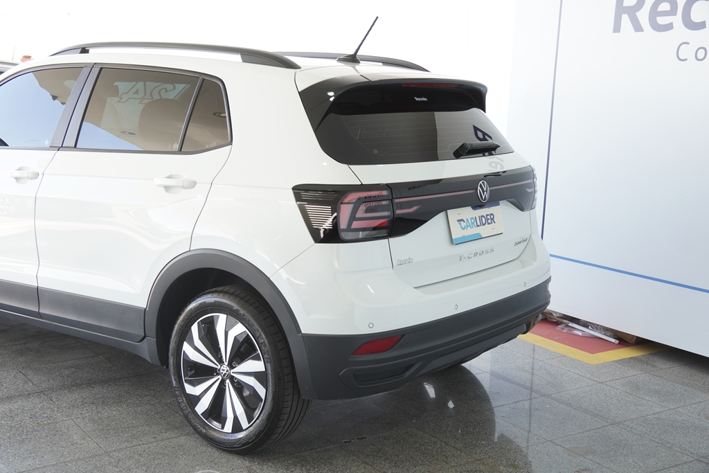T-CROSS 1.0 200 TSI TOTAL FLEX AUTOMÁTICO5