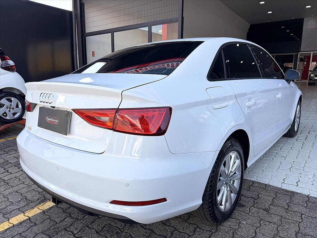 Audi A3 - 1.4 TFSI SEDAN ATTRACTION 16V GASOLINA 4P S-TRONIC