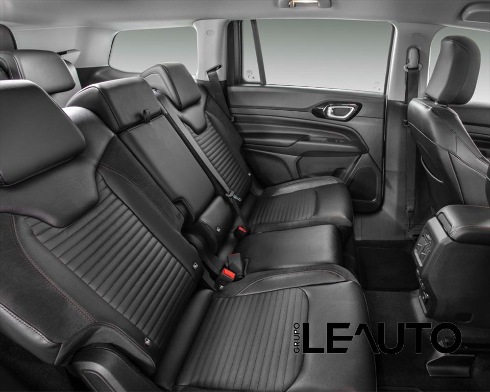 COMMANDER 1.3 T270 TURBO FLEX LIMITED AT6 COMMANDER 1.3 T270 TURBO FLEX LIMITED AT6