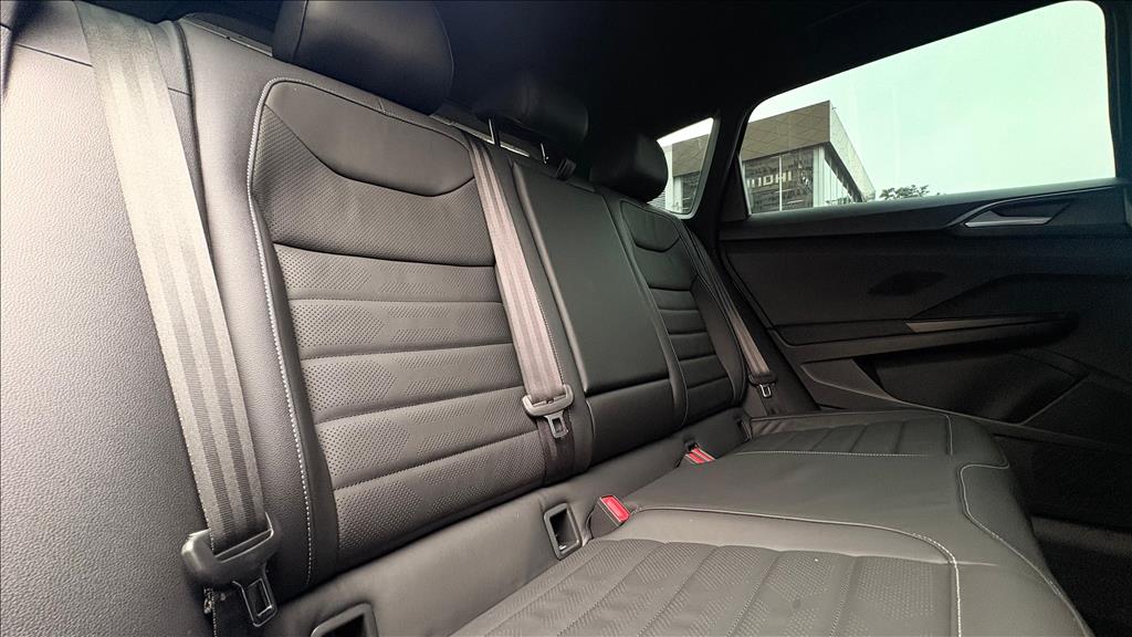 TAOS 1.4 250 TSI TOTAL FLEX HIGHLINE AUTOMÁTICO13