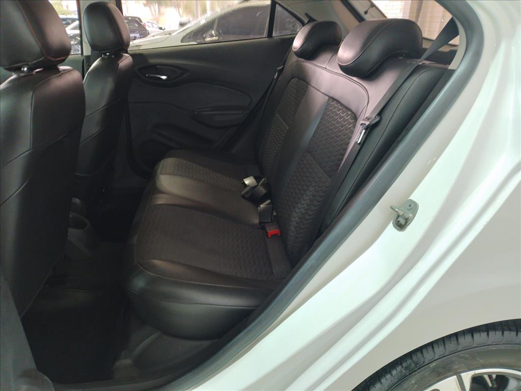 GM - Chevrolet-ONIX-1.4 MPFI LTZ 8V FLEX 4P MANUAL