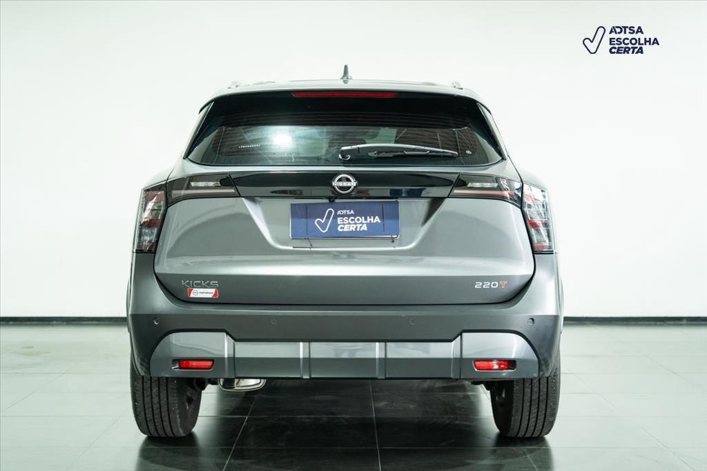 Nissan KICKS 2026