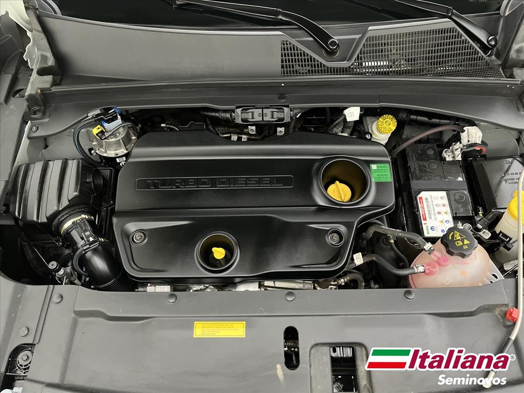 RAMPAGE 2.0 TURBO DIESEL REBEL 4X4 AUTOMÁTICO14