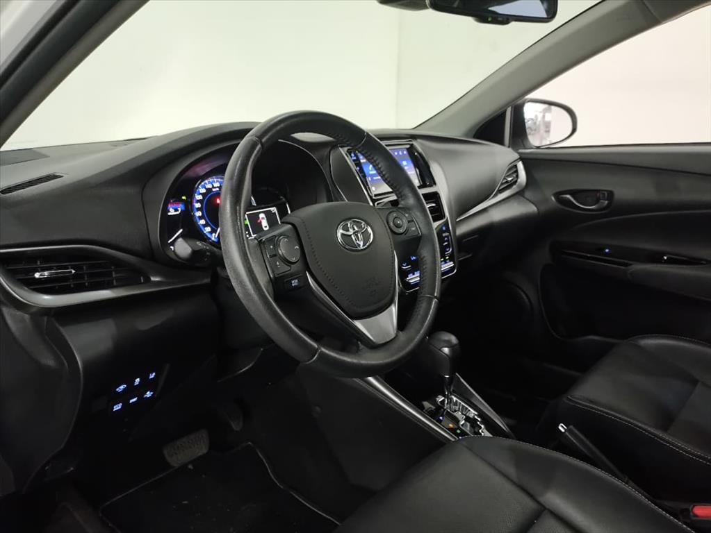 YARIS 1.5 16V FLEX SEDAN XLS MULTIDRIVE3
