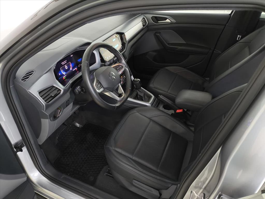 T-CROSS 1.0 200 TSI TOTAL FLEX AUTOMÁTICO5