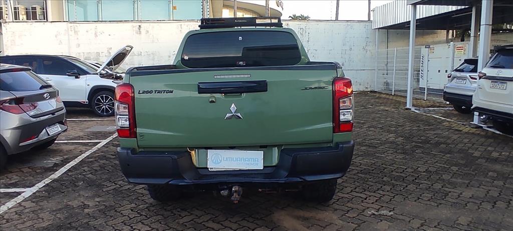 L200 TRITON 2.4 16V TURBO DIESEL SPORT SAVANA CD 4P 4X4 AUTOMÁTICO7