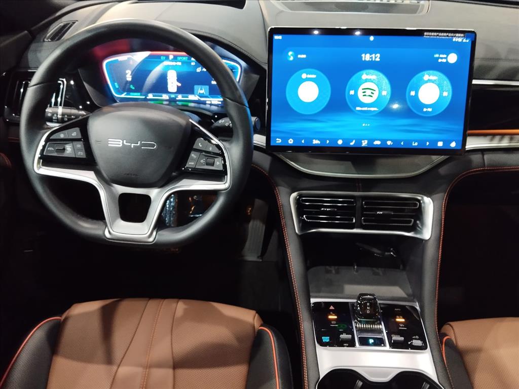 SONG PLUS PREMIUM 1.5 DM-I TURBO HÍBRIDO AWD AUTOMÁTICO11