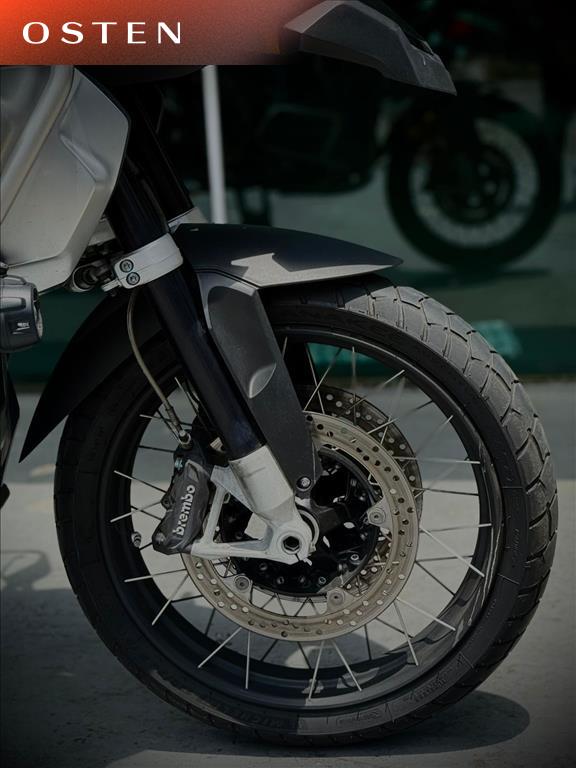 BMW Motorrad-R-1250 GS ADVENTURE TRIPLE BLACK