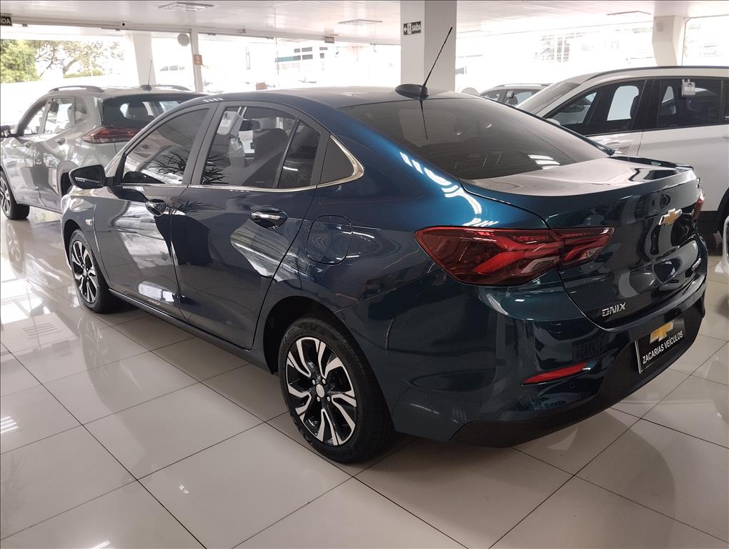 ONIX PLUS 1.0 TURBO FLEX PREMIER AUTOMÁTICO5