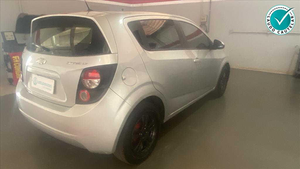 SONIC 1.6 LT 16V FLEX 4P AUTOMÁTICO