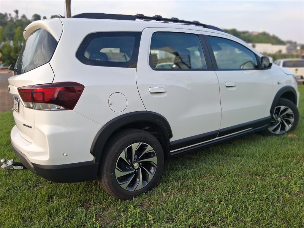 SPIN 1.8 PREMIER 8V FLEX 4P AUTOMÁTICO3