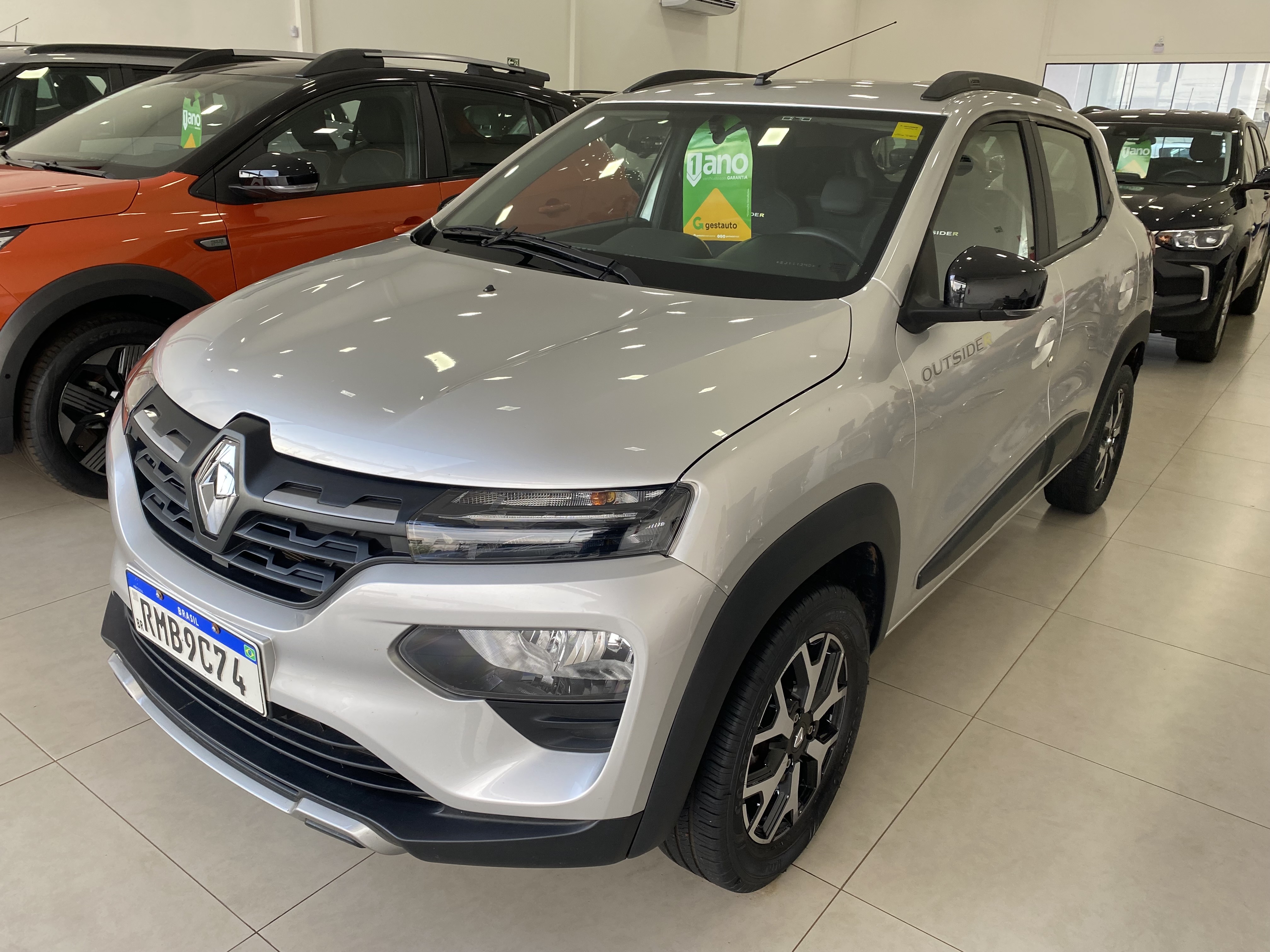 KWID 1.0 12V SCE FLEX OUTSIDER MANUAL1