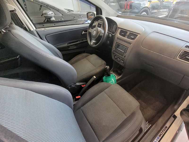 FOX 1.0 MI BLUEMOTION 8V FLEX 2P MANUAL8